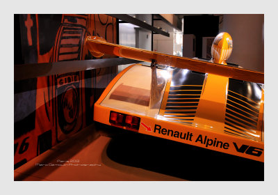 Renault Show Room 2
