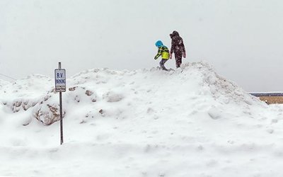 Big Pile Of Snow 32570