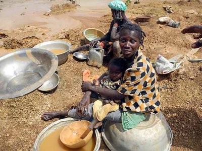 Gold mining at Kassola, near Tibl, Centre-Sud Region, Burkina Faso