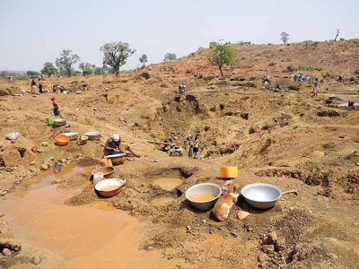 Gold mining at Kassola, near Tibl, Centre-Sud Region, Burkina Faso