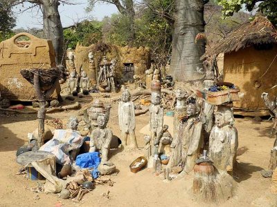 Fetishes in the compound of healer and soothsayer Sib Tadjalt  (Lobi) in Kerkera, Burkina Faso.