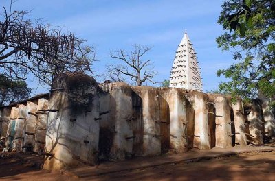 Mosque of Bobo-Dioulasso (Sudanese mud architecture, built 1880), Burkina Faso