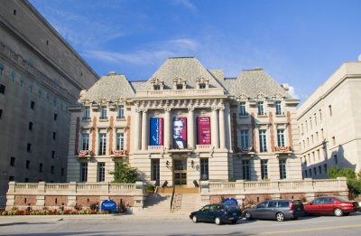 St. Louis University Museum of Art