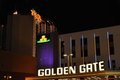 Fremont Street ExperienceGolden Gate Htel & Casino