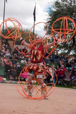 Hoop Dancing105.jpg