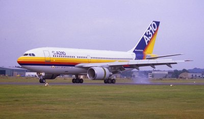 FAB 1982 A310 F-WZLI.A.jpg