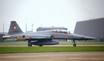 WAD 1993 F5F J-3212.jpg