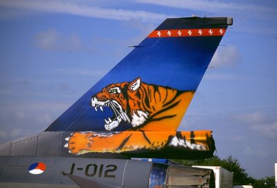FFD 1991 F16B RNEAF J-012.jpg