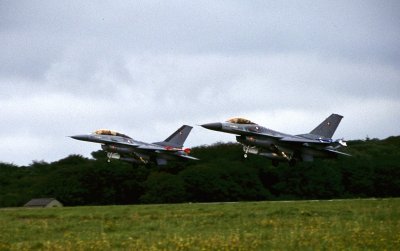 SMG 1997 F16 RDAF.jpg