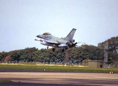 SMG 1997 F16C HAF.jpg