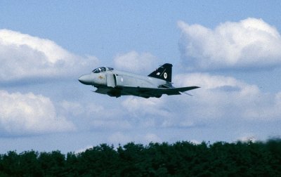 SMG87 F4J 74JA.jpg