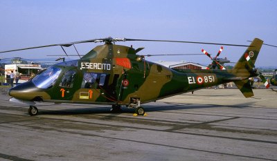 MWP 1984 A109 ITA MM E.I.851.jpg