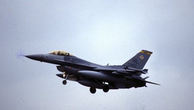 LKN 1996 F16C HL 802.jpg