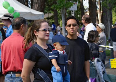 Family at the Beaverton Farmer's Market