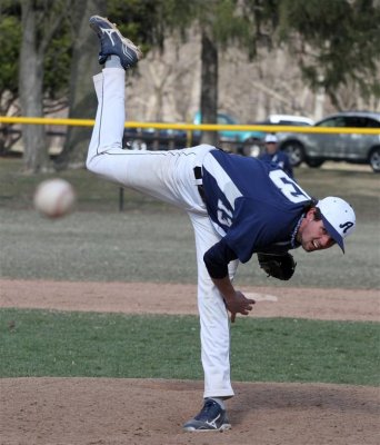 2013_3_23vSUNY_C (27) e.jpg