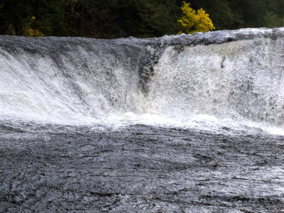 Wall of water