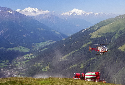 Concrete work in the Swiss Alps