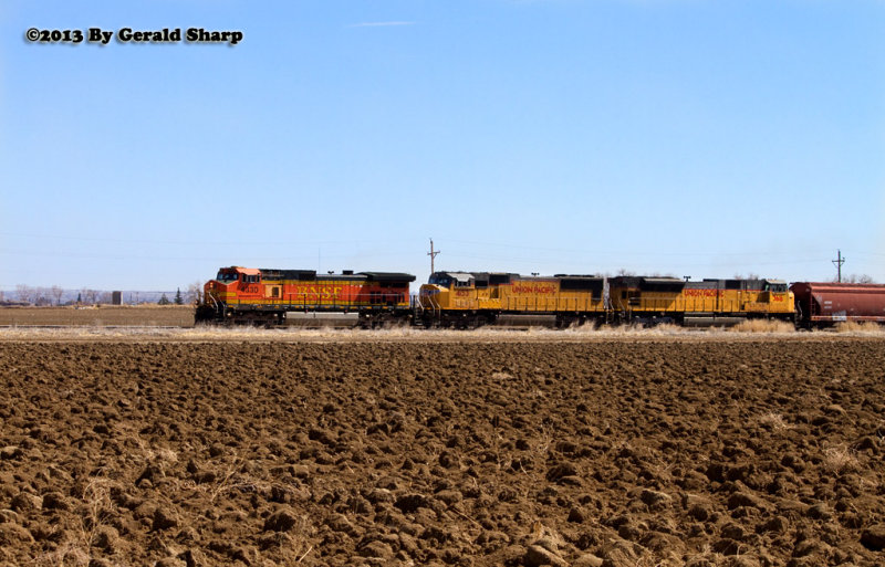 BNSF 4330 North At Vermillion Road, CO