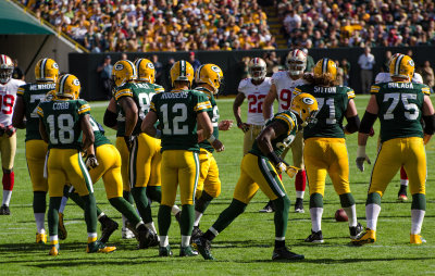 Green Bay Packers huddle