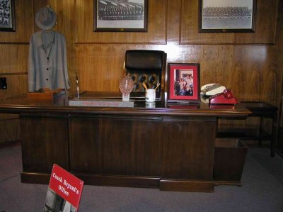 10-bears-old-desk.JPG