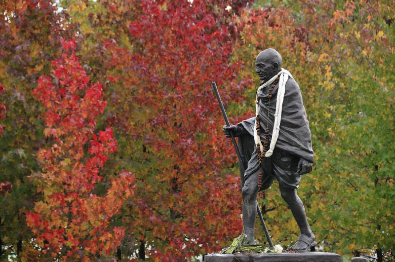 Hommage  Gandhi