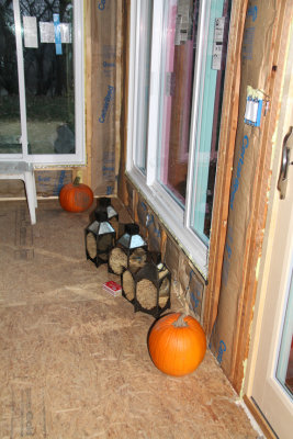 Lanterns and Pumpkins ready_102712