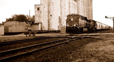 BNSF 6935 Sepia Toned