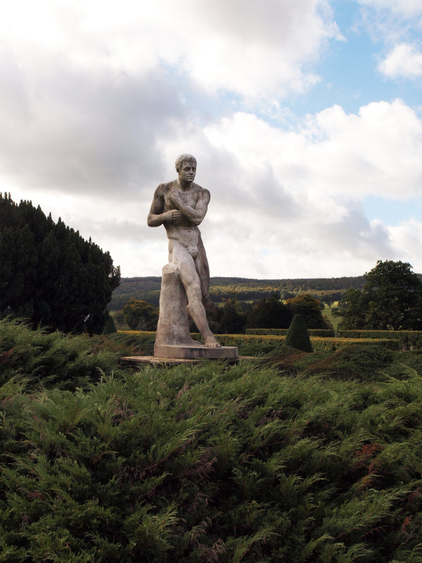 STATUE IN CHATSWORTH GARDENS