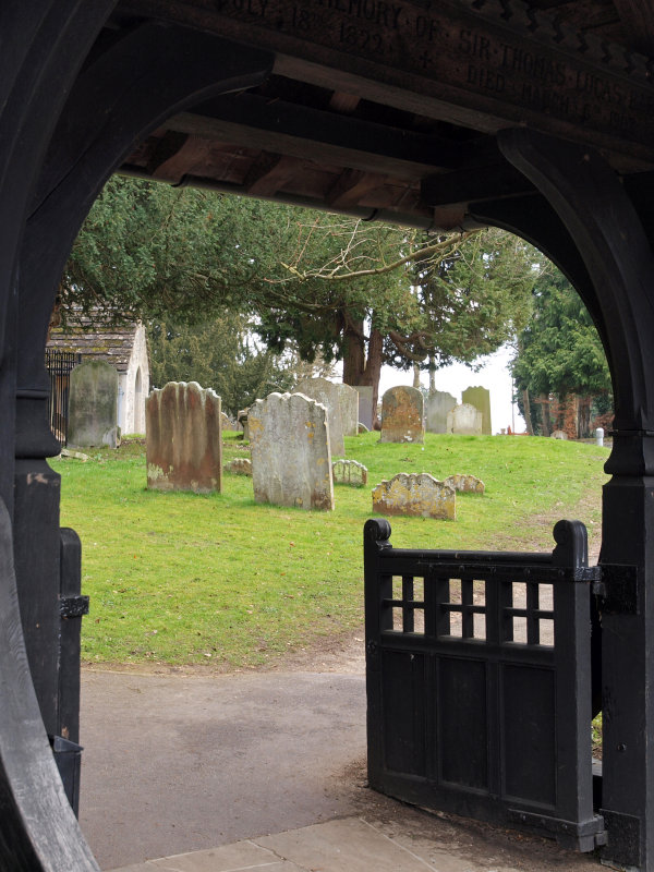 St  GILES CHURCHYARD ASHTEAD SURREY
