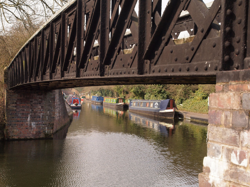 CANAL AT DUDLEY WEST MIDLANDS