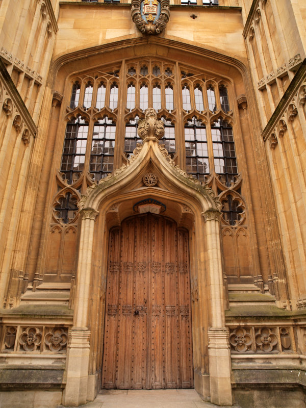 DOOR TO THE ROBING ROOM OXFORD