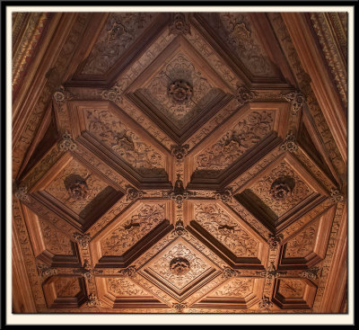 Italian-styled coffered oak ceiling. 1525