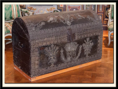 17th century chest covered in Cordoba leather which belonged to Henri IV.