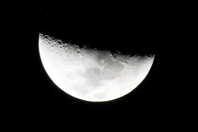 moon01.jpg -500mm