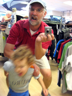 Izzy & Dad keep busy while the girls shop