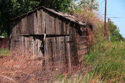 Old Garage in Eastern Oregon