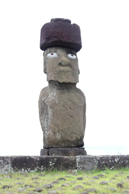 At Ahu Akapu
