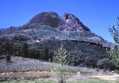 BELOUGERY SPLIT ROCK.