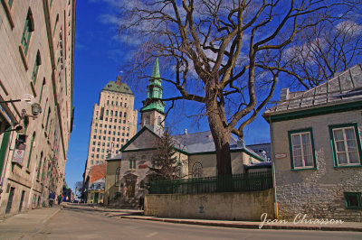 Édifice Price ( built in 1928 - 1931 & ST. Andrew' Church 1759 Erected 1810 Québec