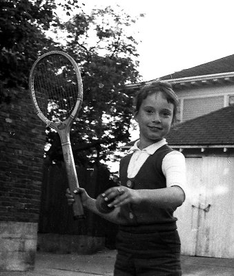 1211 Ellen Thomson Serving Tennis