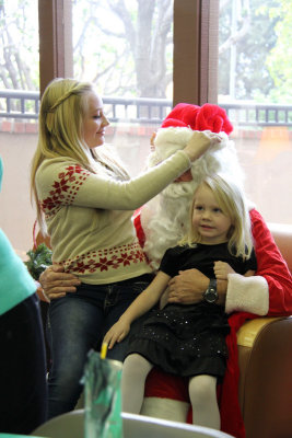 42Santa 2 Skyler & Faith 4.jpg