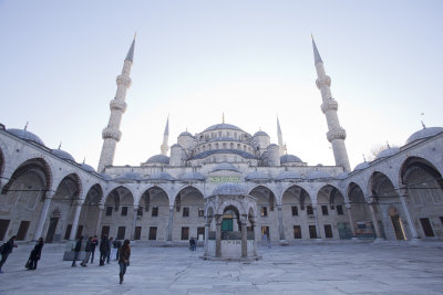 sultanahmet mosque - aka the blue mosque