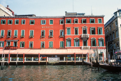 Grand Canal Hotel