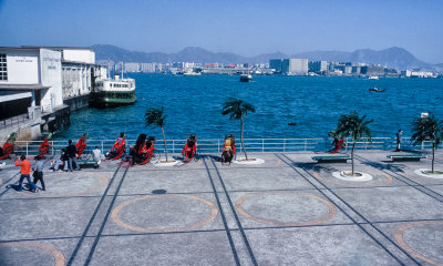 Hong Kong Island Star ferry terminal to Kowloon