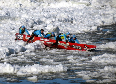 z-Course en canot  glace Carnaval de Qubec 10 fv 2013 152.jpg