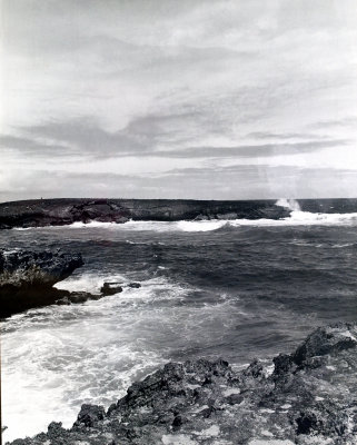 Hawiaii Lava Rocks and Surf