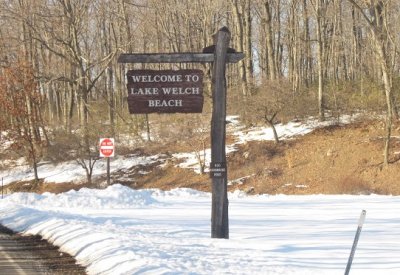 130214 A Day at Welch Beach - Joseph Shandling - Picasa Web Albums - Google Chrome-013014.jpg
