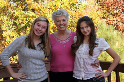  Guma and her girls