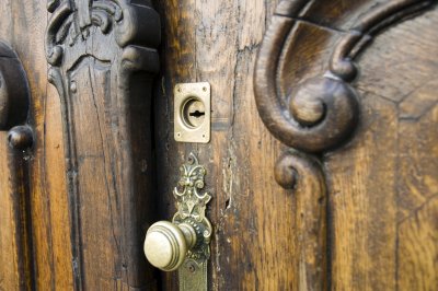 _D2X2221 Palace Door.jpg