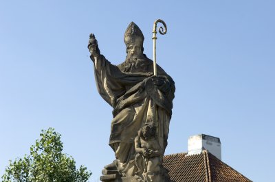 _D2X2231 Charles Bridge.jpg